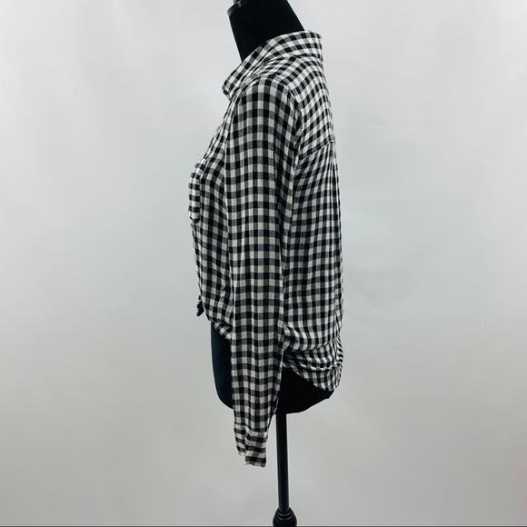 Abound Black & White Plaid Button Down Shirt - Picture 8 of 11